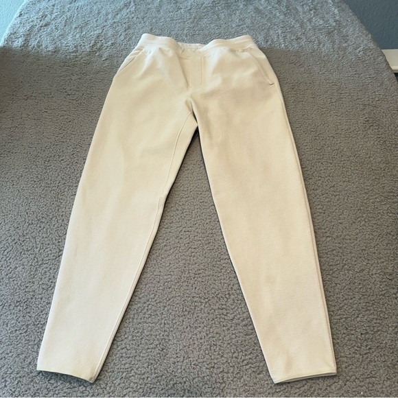 Lululemon Men’s Textured Spacer Classic-Tapered Pants Size M LM5AV3S Shade Bone - Picture 1 of 16
